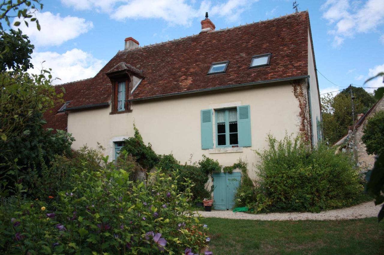 petite maison berrichonne Charost Exterior foto