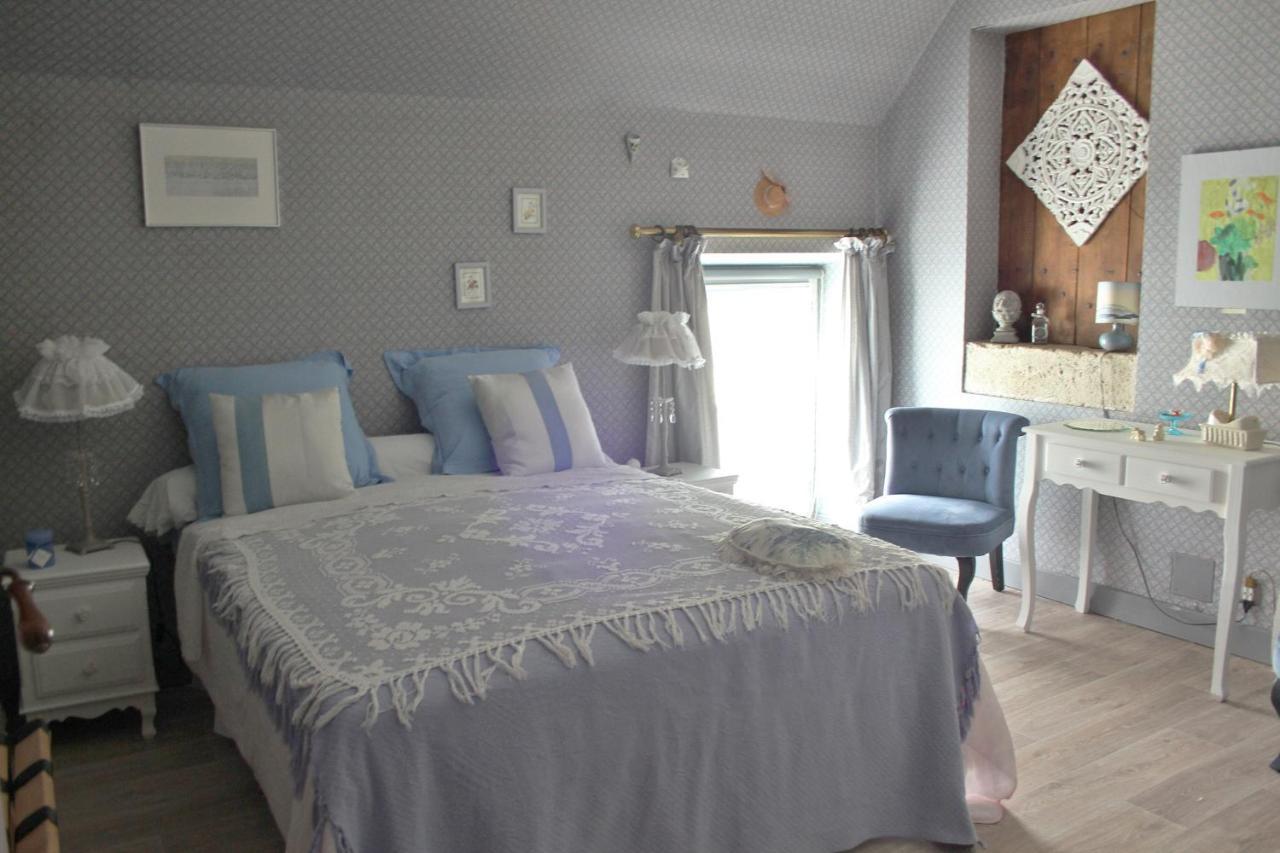petite maison berrichonne Charost Exterior foto